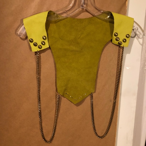 Handcut yellow leather collar vest w brass studs - Picture 2 of 8